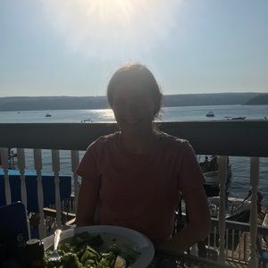 Meet your Posher, Courrney